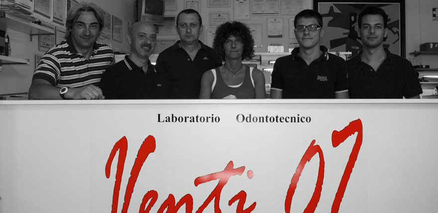 Laboratorio Odontotecnico - Lo Staff